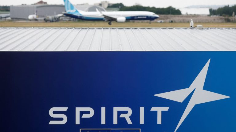 El proveedor de Boeing, Spirit AeroSystems, despide trabajadores alegando menores entregas