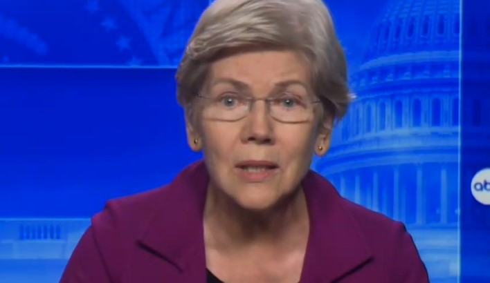 Elizabeth Warren le dice a Estados Unidos exactamente lo que significará si Trump regresa a la Casa Blanca