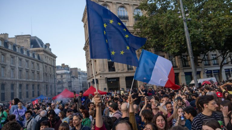 Los precios de las acciones europeas caen mientras los operadores asimilan el resultado de las elecciones francesas