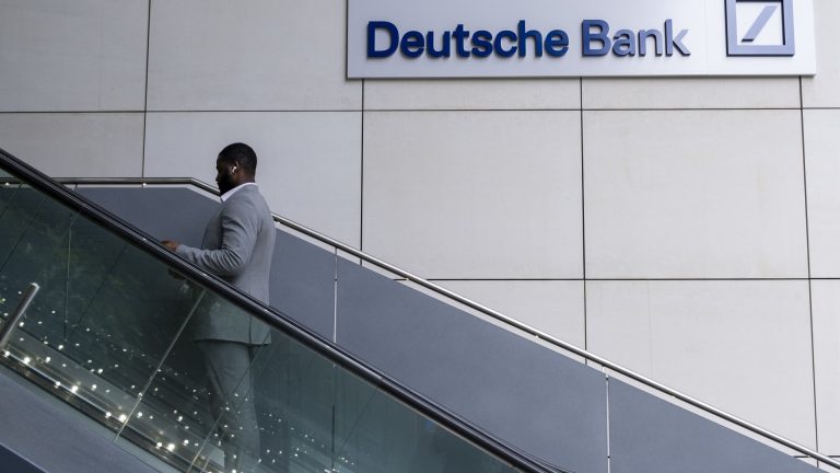 Resultados del segundo trimestre del Deutsche Bank (DBK)