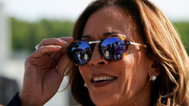 Harris critica los comentarios de Trump sobre la Fed: «Nunca me involucraría»