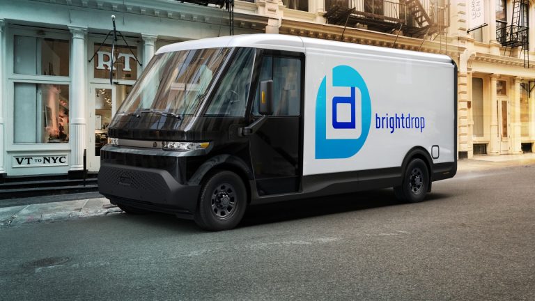 GM está integrando sus furgonetas BrightDrop totalmente eléctricas a la marca Chevrolet