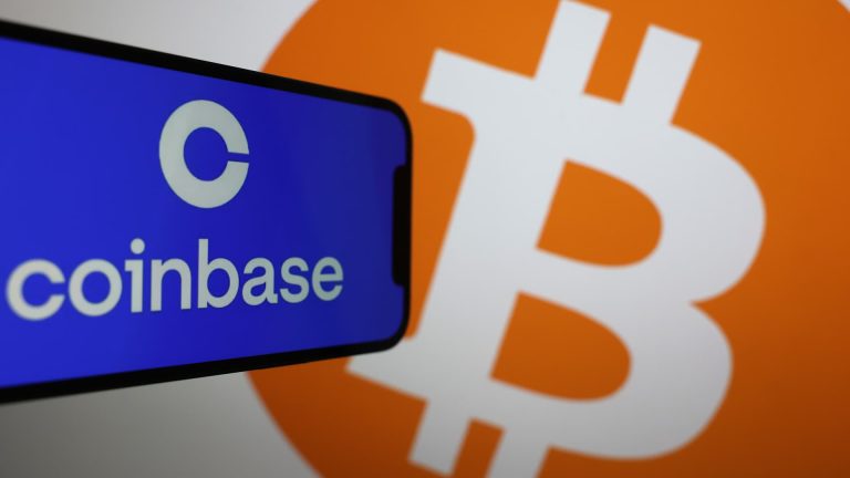 Coinbase, Marathon Digital y Riot Platforms lideran la caída de las acciones de criptomonedas