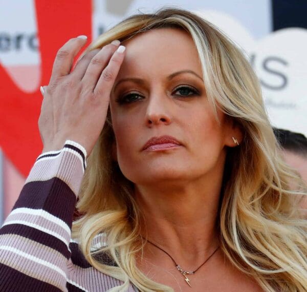 Trump intentó silenciar a Stormy Daniels con dinero lavado de silencio apenas unas semanas antes de las elecciones