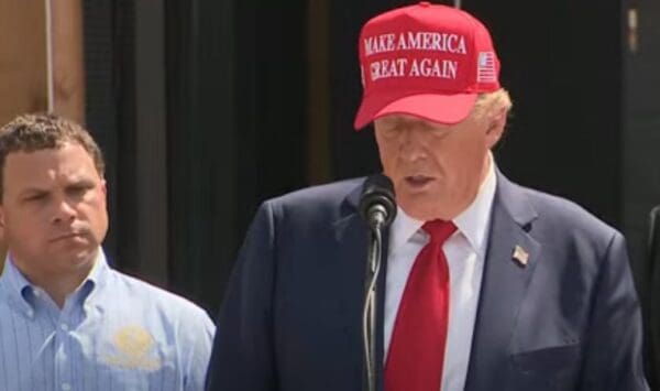Trump intentó realizar un truco de campaña contra huracanes en Georgia y fue un desastre