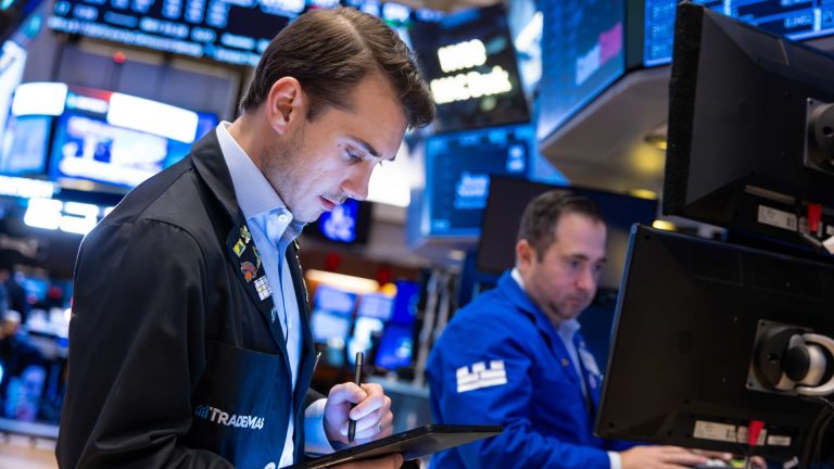 Mercado de valores hoy: actualizaciones en vivo