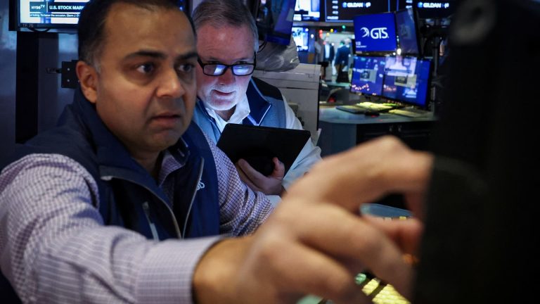 Mercado de valores hoy: actualizaciones en vivo