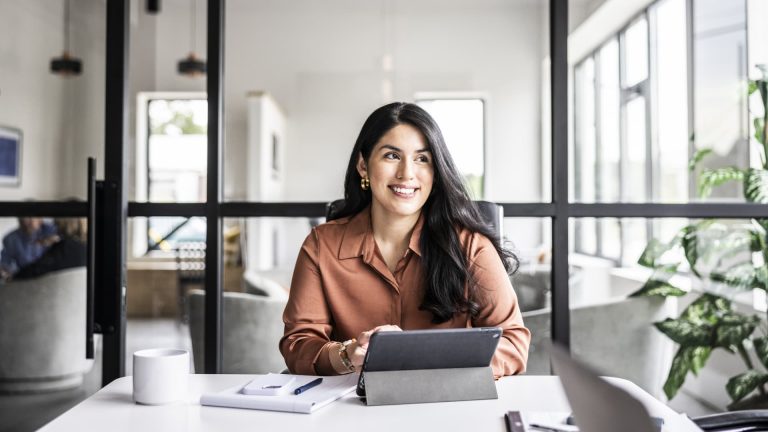 Las 10 empresas donde los empleados estarán más satisfechos con su salario en 2024