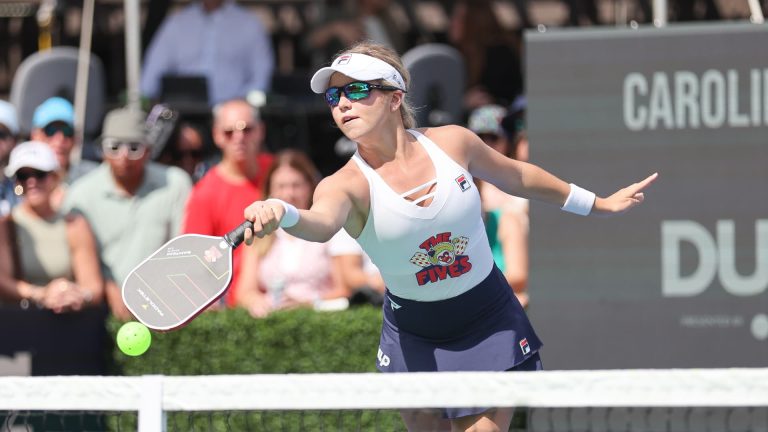 Las jugadoras profesionales de pickleball reciben un salario más alto que las jugadoras de la WNBA