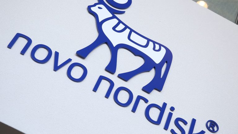 Las acciones de Novo Nordisk aumentan en un 10 % debido a los resultados de las pruebas de medicamentos en las primeras etapas
