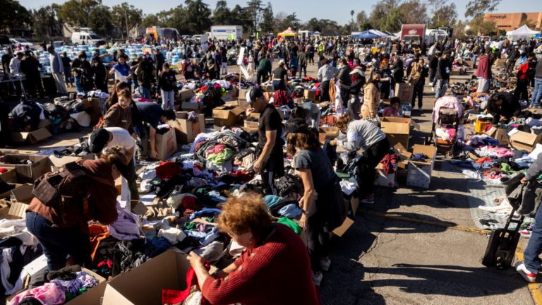 Netflix y Comcast se encuentran entre las empresas que donan ayuda para los incendios forestales de Los Ángeles