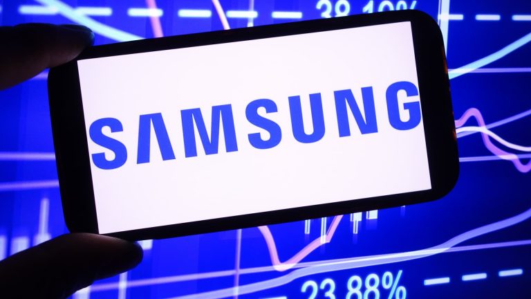 Samsung está detrás de las estimaciones en el cuarto trimestre, ya que la demanda de IA sigue siendo fuerte