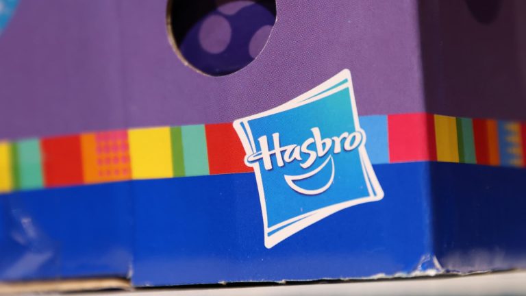 Hasbro (tiene) ganancias Q4 2024
