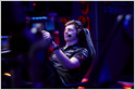 Una mirada a SIM Racing, Fórmula -1 El campeón mundial Max Verstappen la pasión por el deporte y sus esfuerzos para llevar a los pilotos de SIM a la carrera física (Madeline Coleman/New York Times)