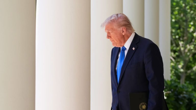 Trump planea revelar la propuesta del presupuesto federal el viernes