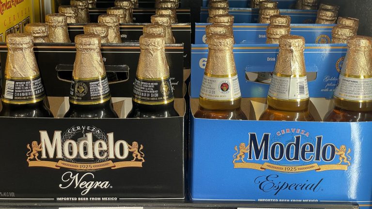 Ventas de cerveza Modelo Constellation Constellation de Trump Deportations