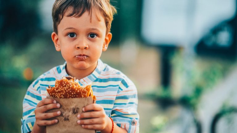 5 alimentos que nunca alimentaré a mis hijos después de 20 años de tratamiento para enfermedades cardíacas