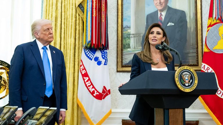 La abogada estadounidense de Trump, Alina Haba, descalificada por casos