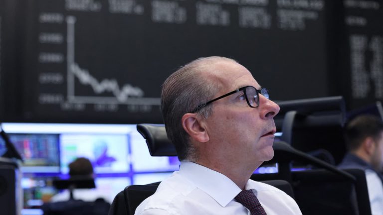 STOXX 600, FTSE, DAX, Ingresos