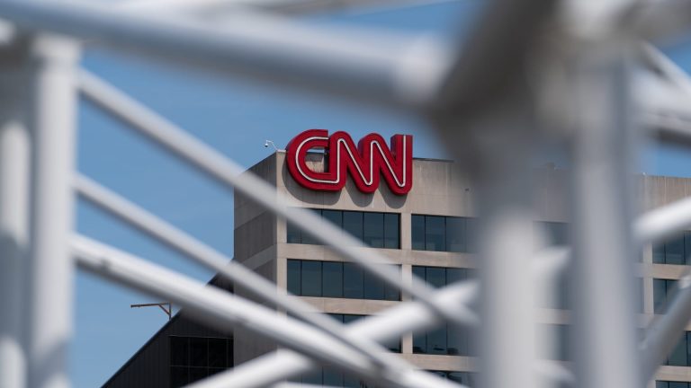 Nueva transmisión por suscripción con acceso total a CNN y contenido exclusivo