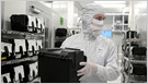 China dice que permitirá que se reanuden algunas exportaciones de chips semiconductores Nexperia para aliviar la escasez crítica de suministro que afecta la producción automotriz mundial (Financial Times)