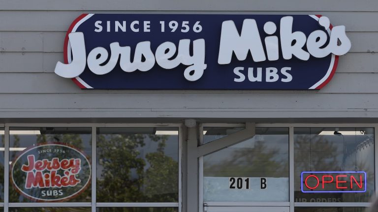 Jersey Mike’s completa un acuerdo de expansión europea liderado por su fundador Peter Cancro