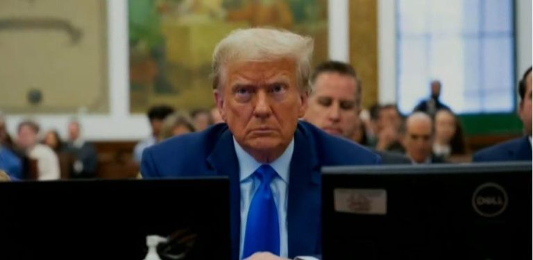 Se exige testimonio inmediato a Trump por la falta de archivos de Epstein sobre las supuestas agresiones sexuales de Trump a niños