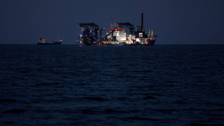 Jim Cramer muestra a los inversores cómo navegar la volatilidad de la guerra de Irán
