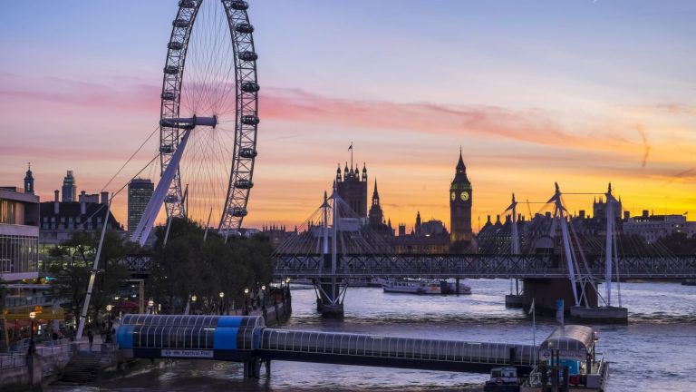 El PIB de la economía británica superó las expectativas de los economistas en febrero