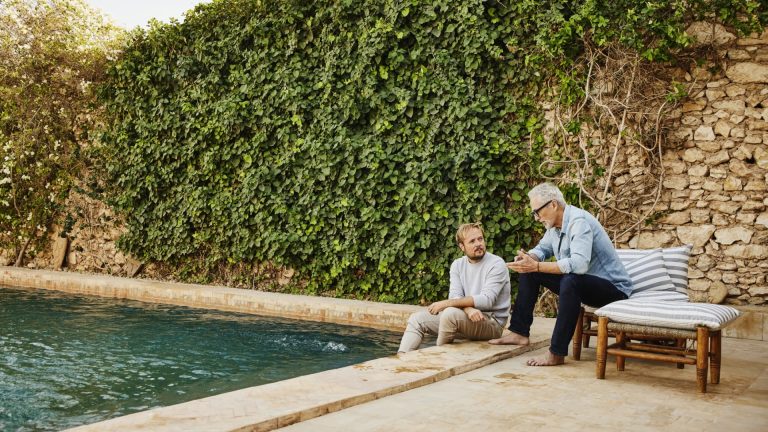 Los cambios fiscales hacen que los padres ricos intenten recuperar los activos de sus hijos