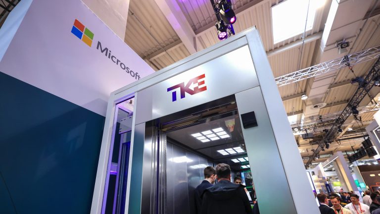 El grupo finlandés Kone compra a su rival alemán TK Elevator por 34.400 millones de dólares