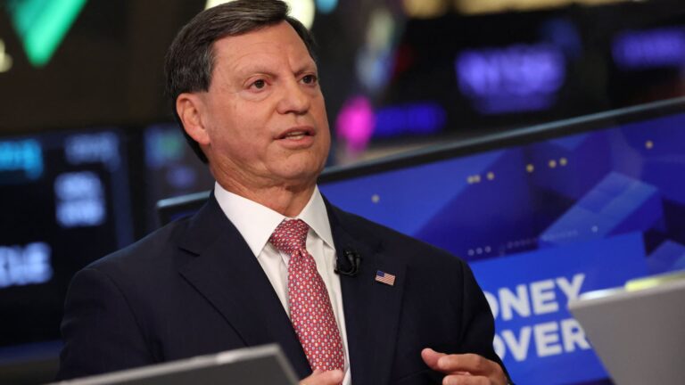 El jefe del IRS, Frank Bisignano, puede haber engañado al Congreso, dicen los demócratas