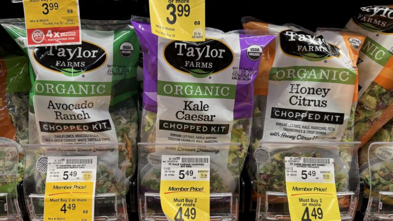 Lo que significa el falso positivo de la FDA en la ensalada Taylor Farms